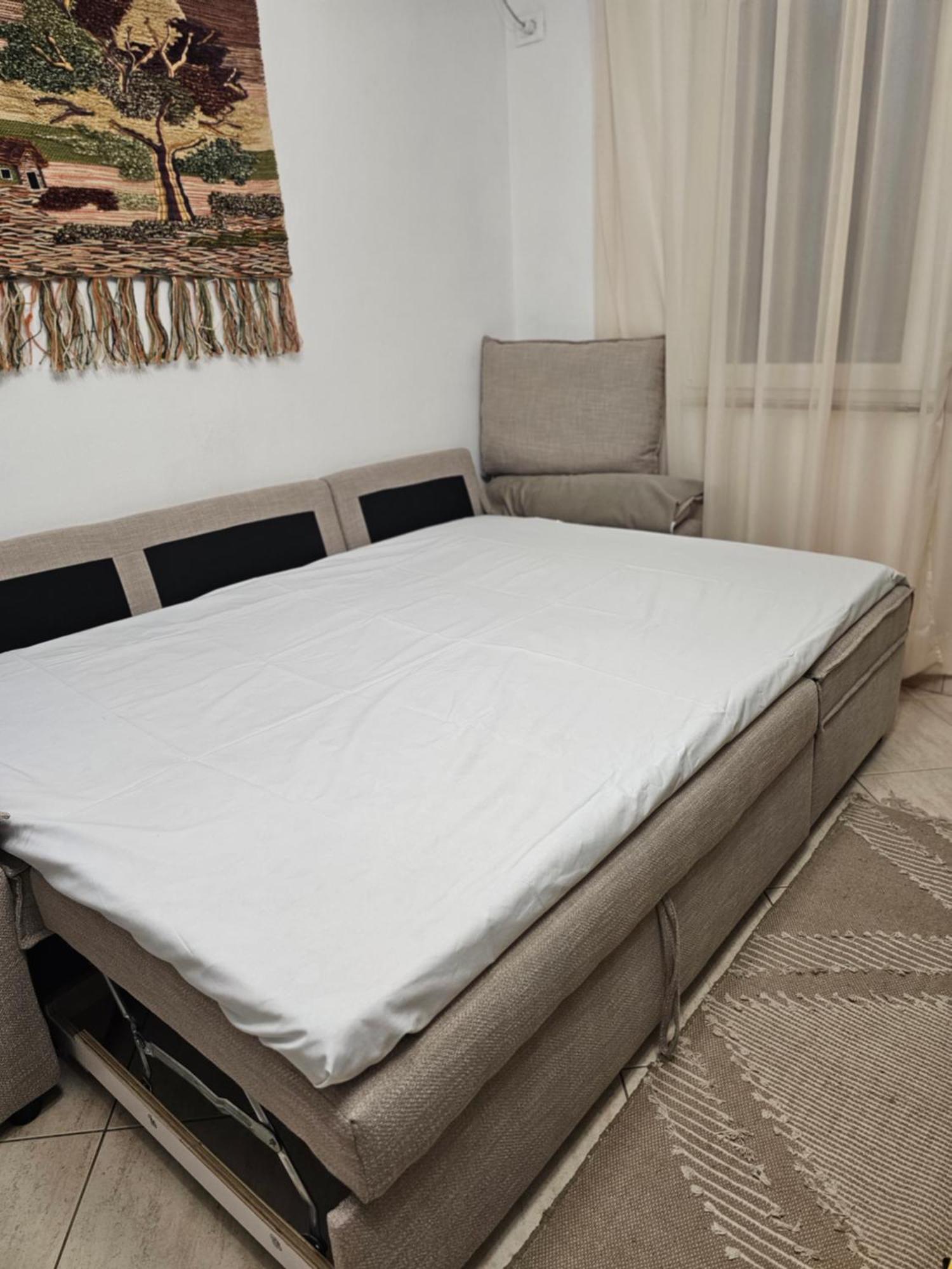 Apartment The Station - House Of Tourists Tirana